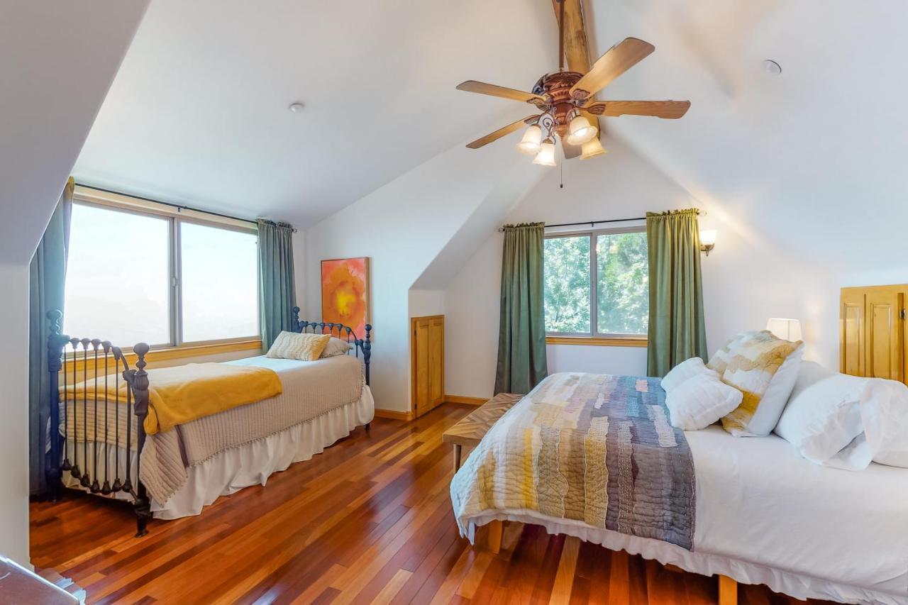 فيلا Million Dollar Mountain View Crestline المظهر الخارجي الصورة